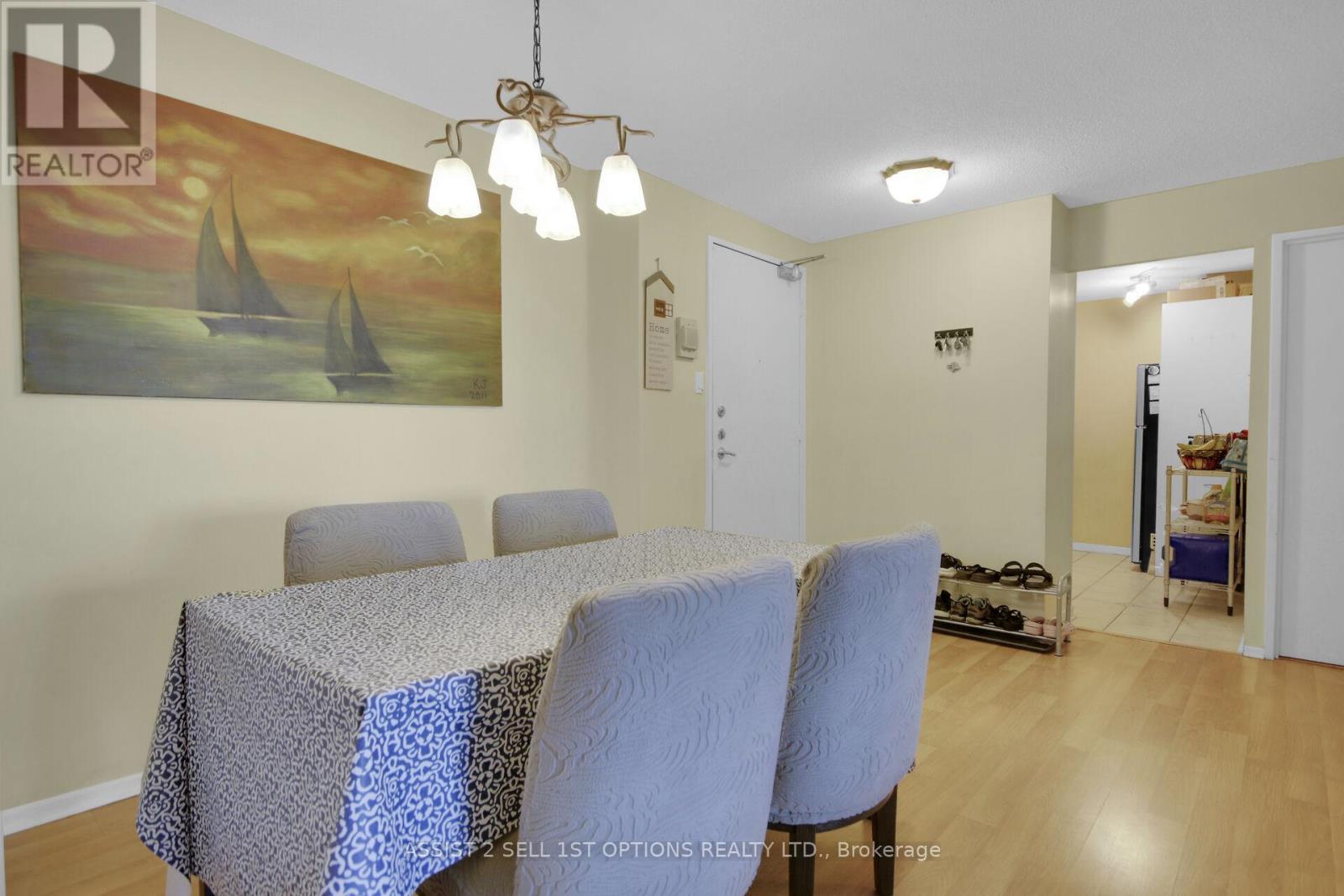 301 - 415 Greenview Avenue