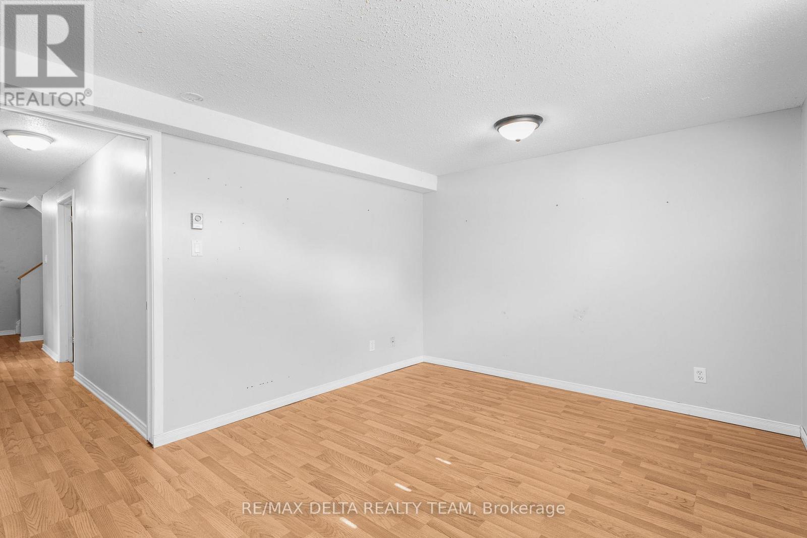 205 - 520 Canteval Terrace