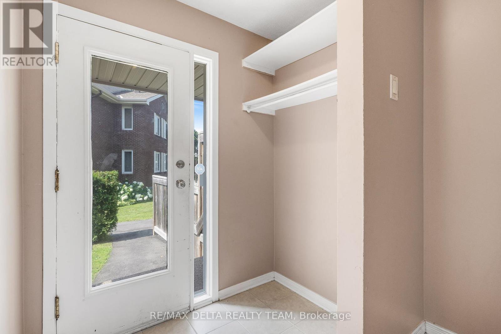 205 - 520 Canteval Terrace