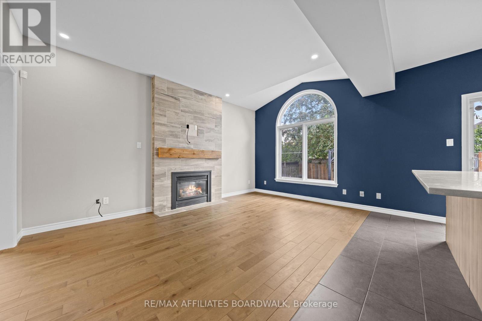 1056 Rocky Harbour Crescent
