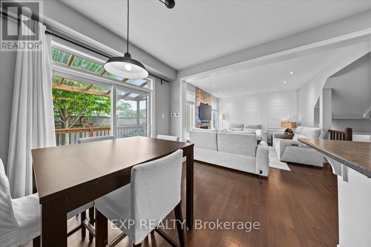 585 Dundonald Drive