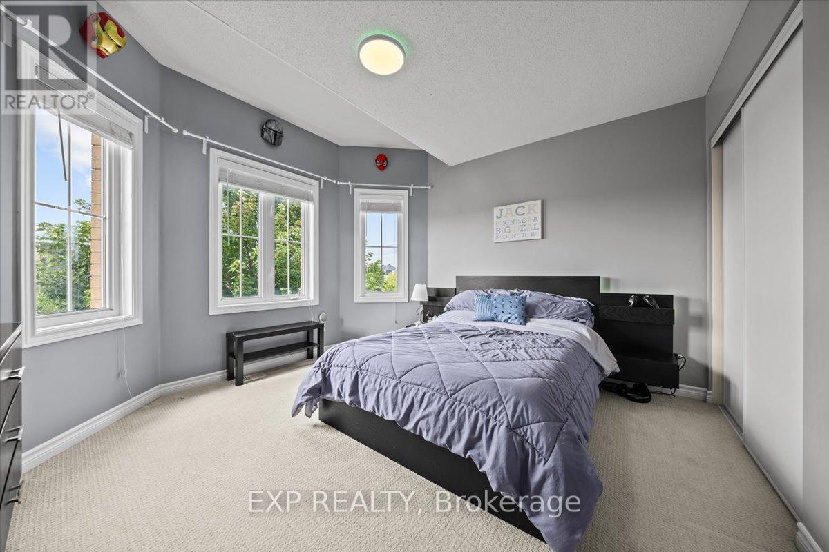 585 Dundonald Drive