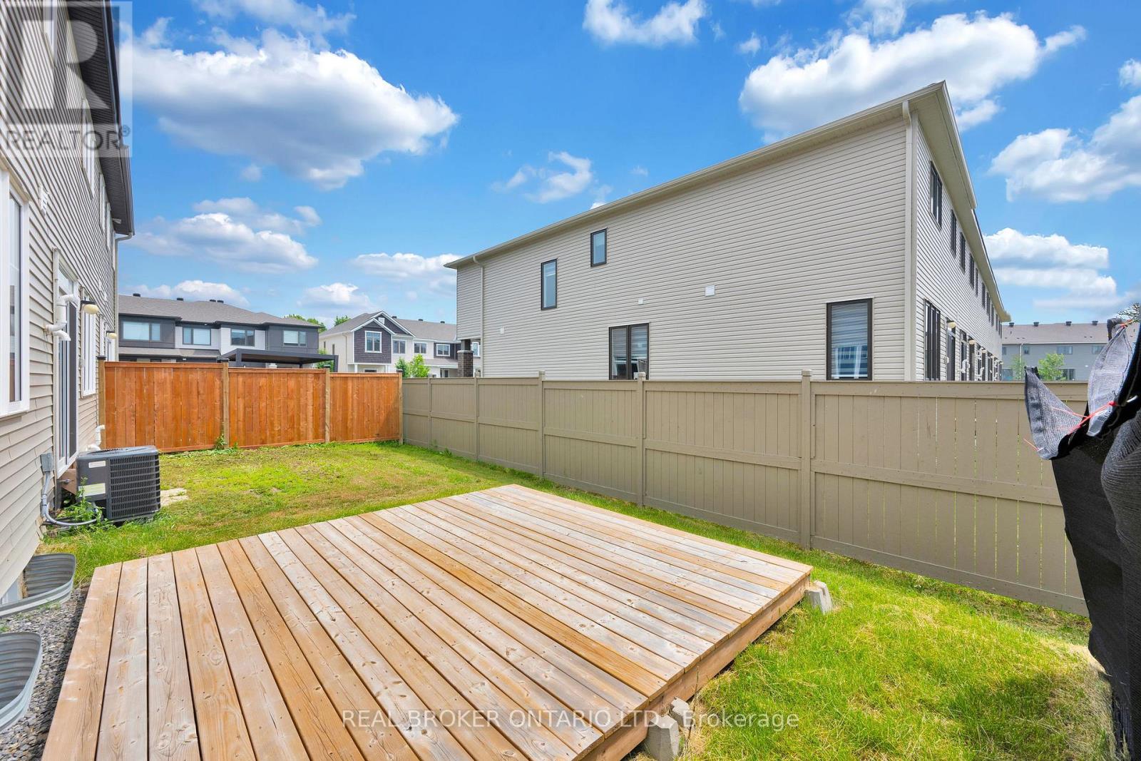 2123 Winsome Terrace