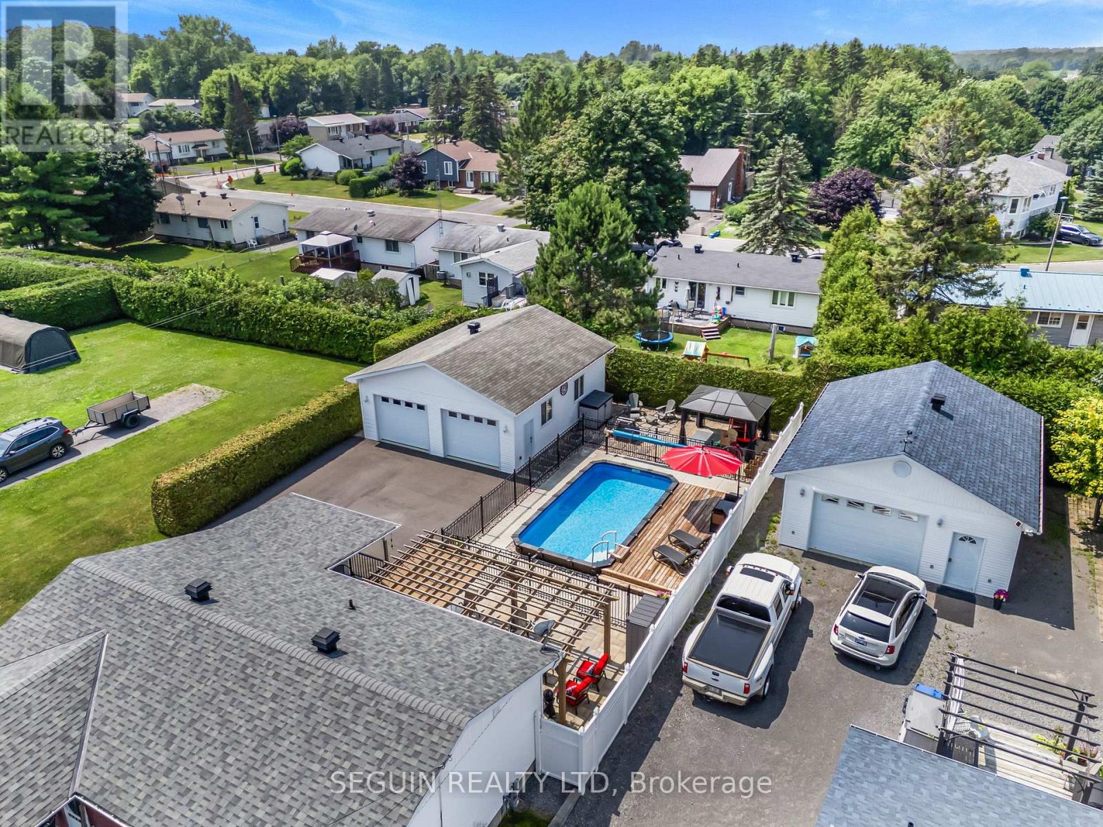 114 Stanley Avenue