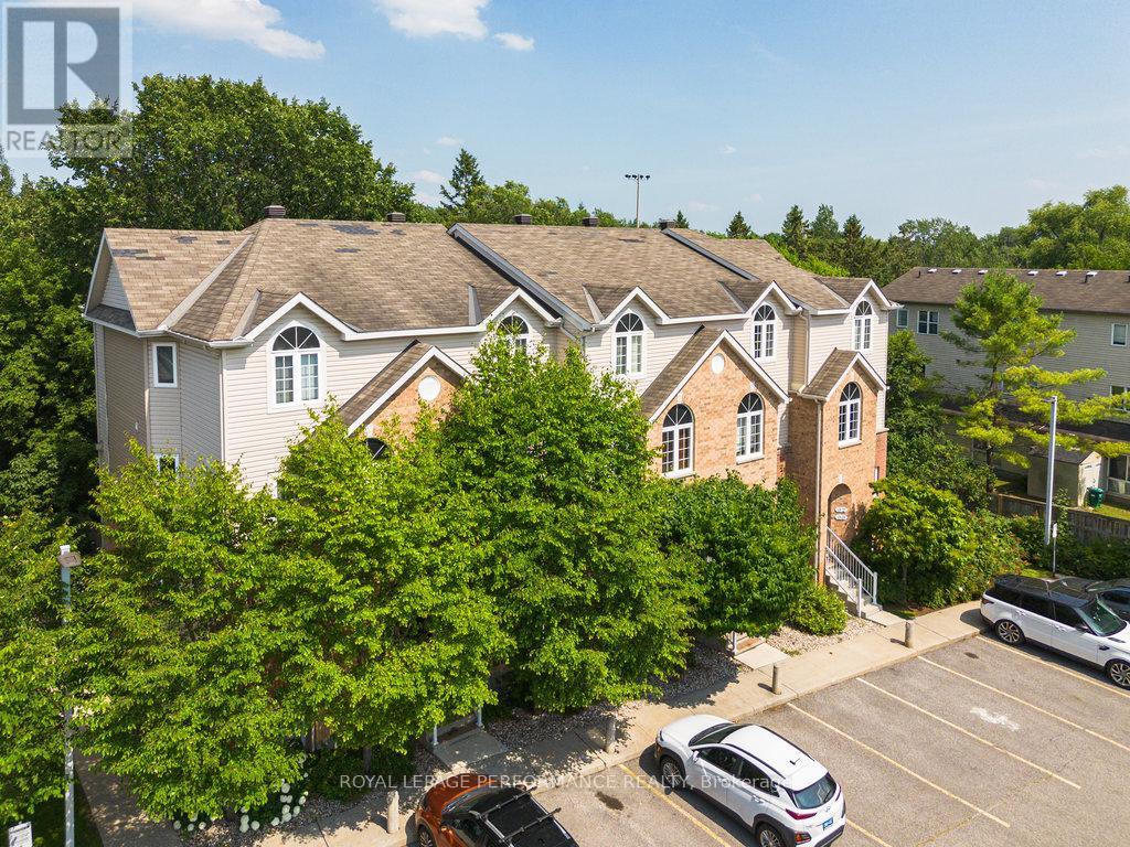 19 - 90 Steele Park Private