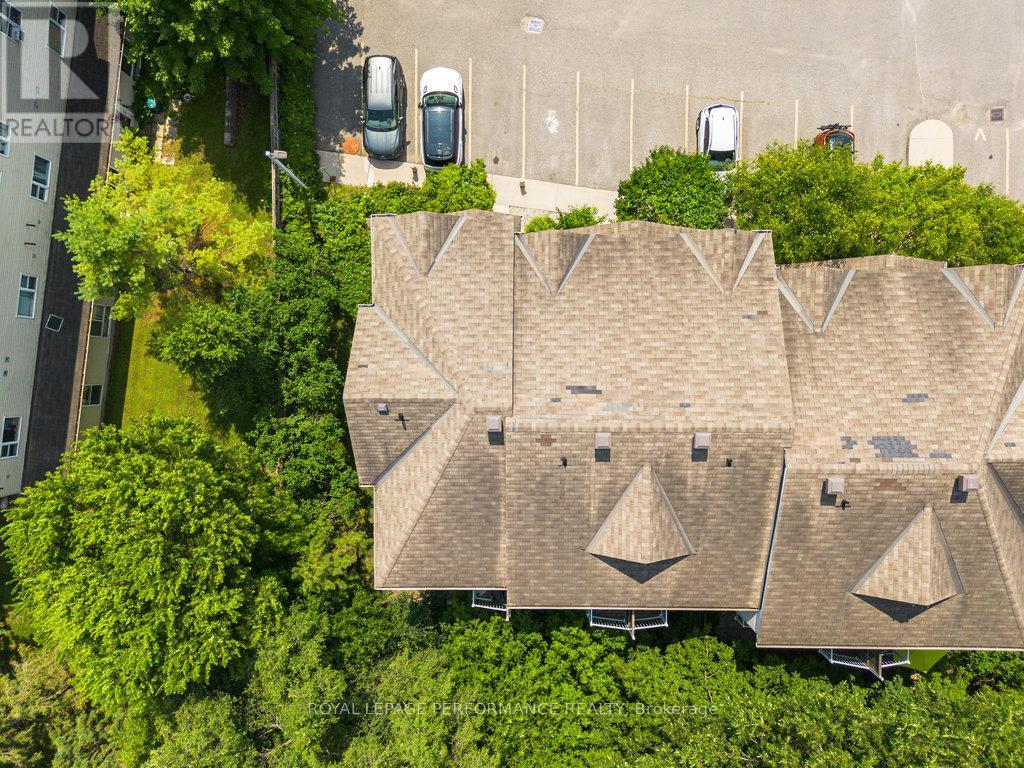 19 - 90 Steele Park Private