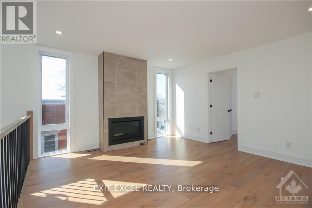166 Ivy Crescent