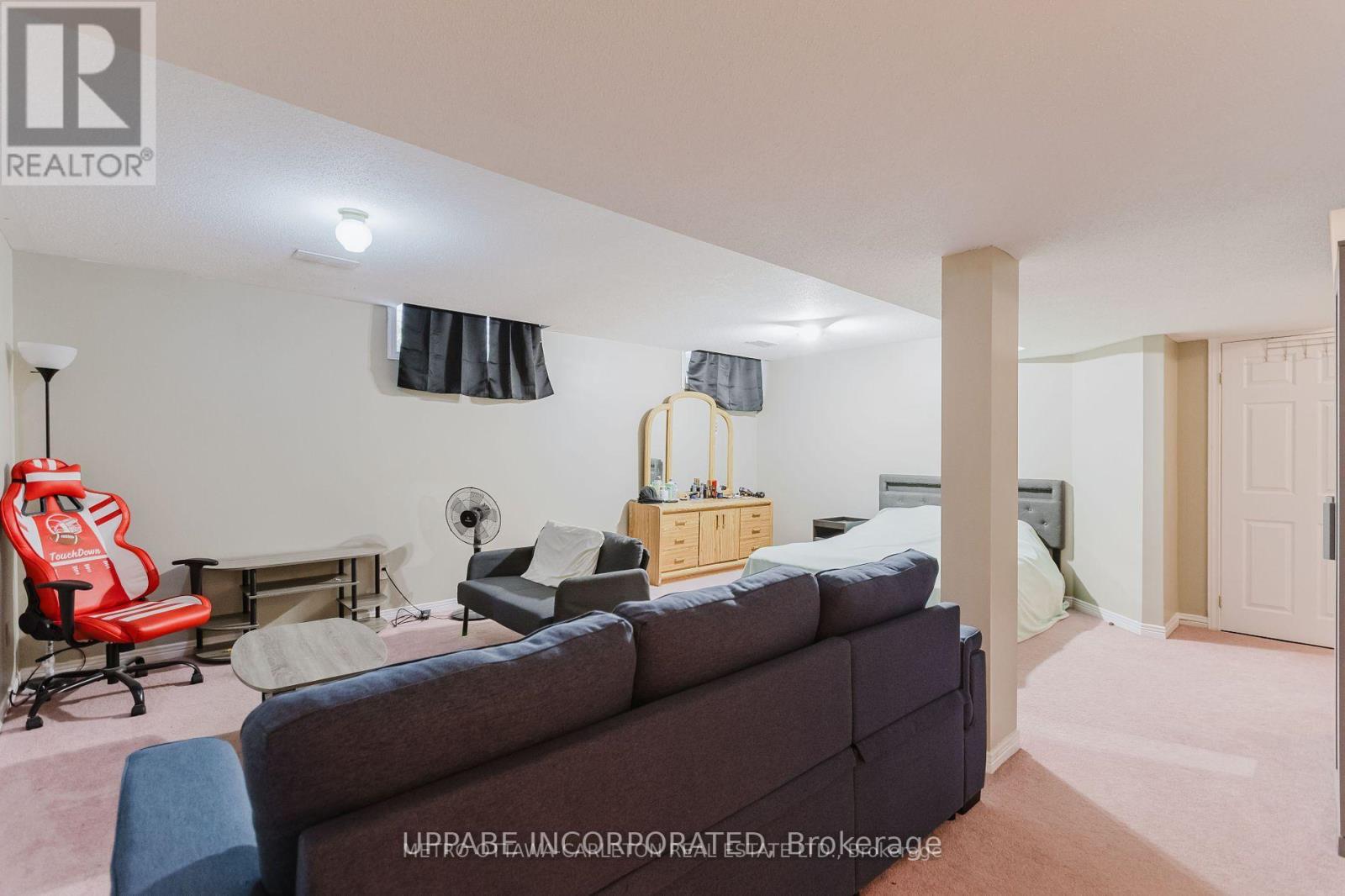 28 Armagh Way