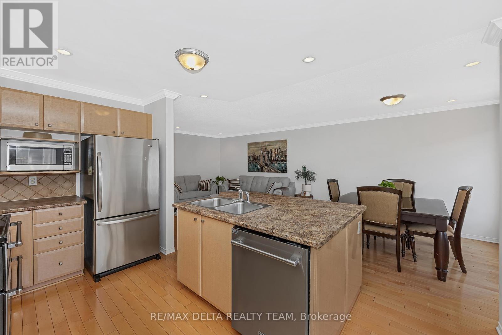 2209 Silverado Crescent