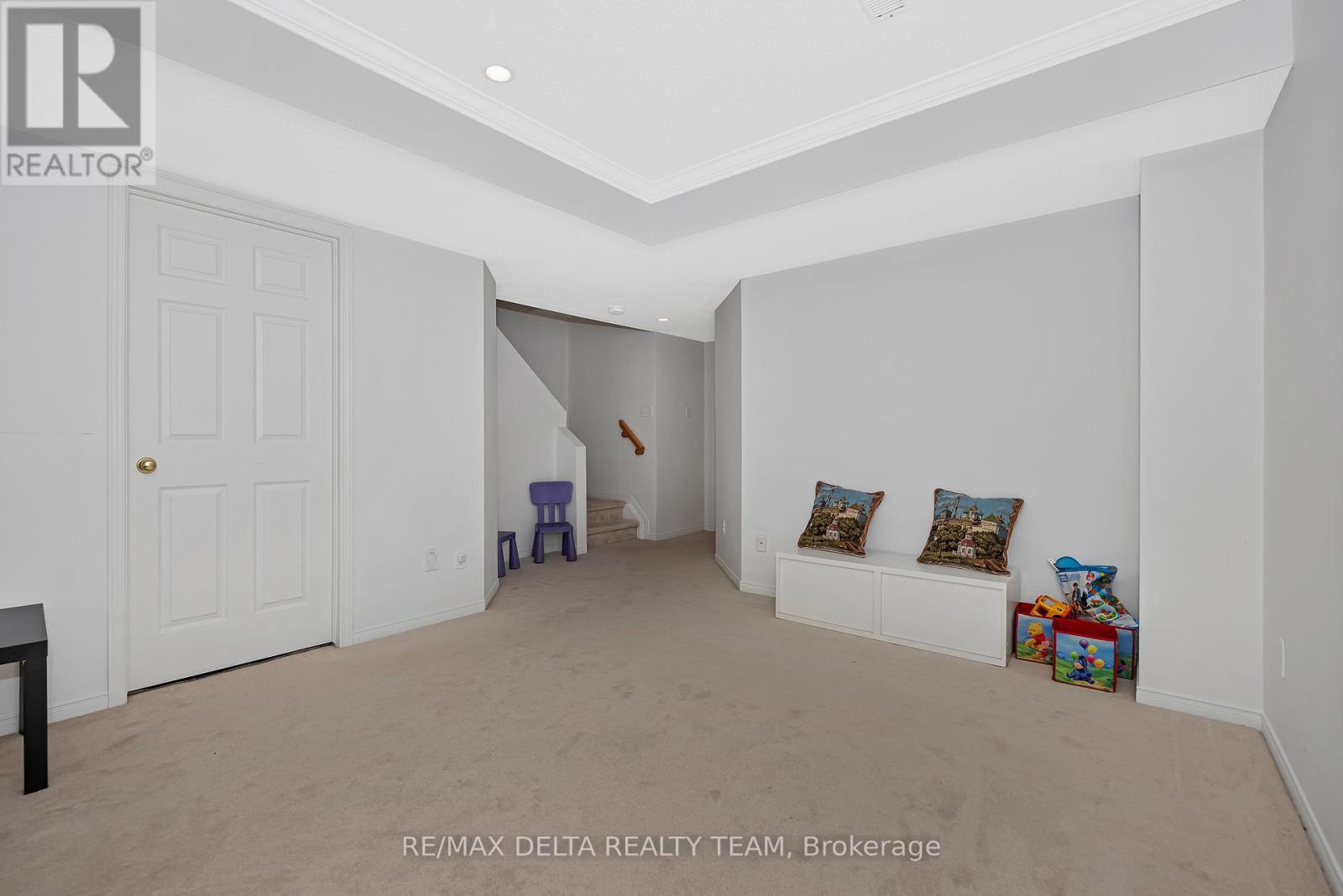 2209 Silverado Crescent