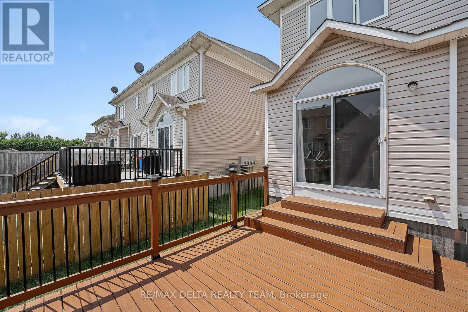 2209 Silverado Crescent