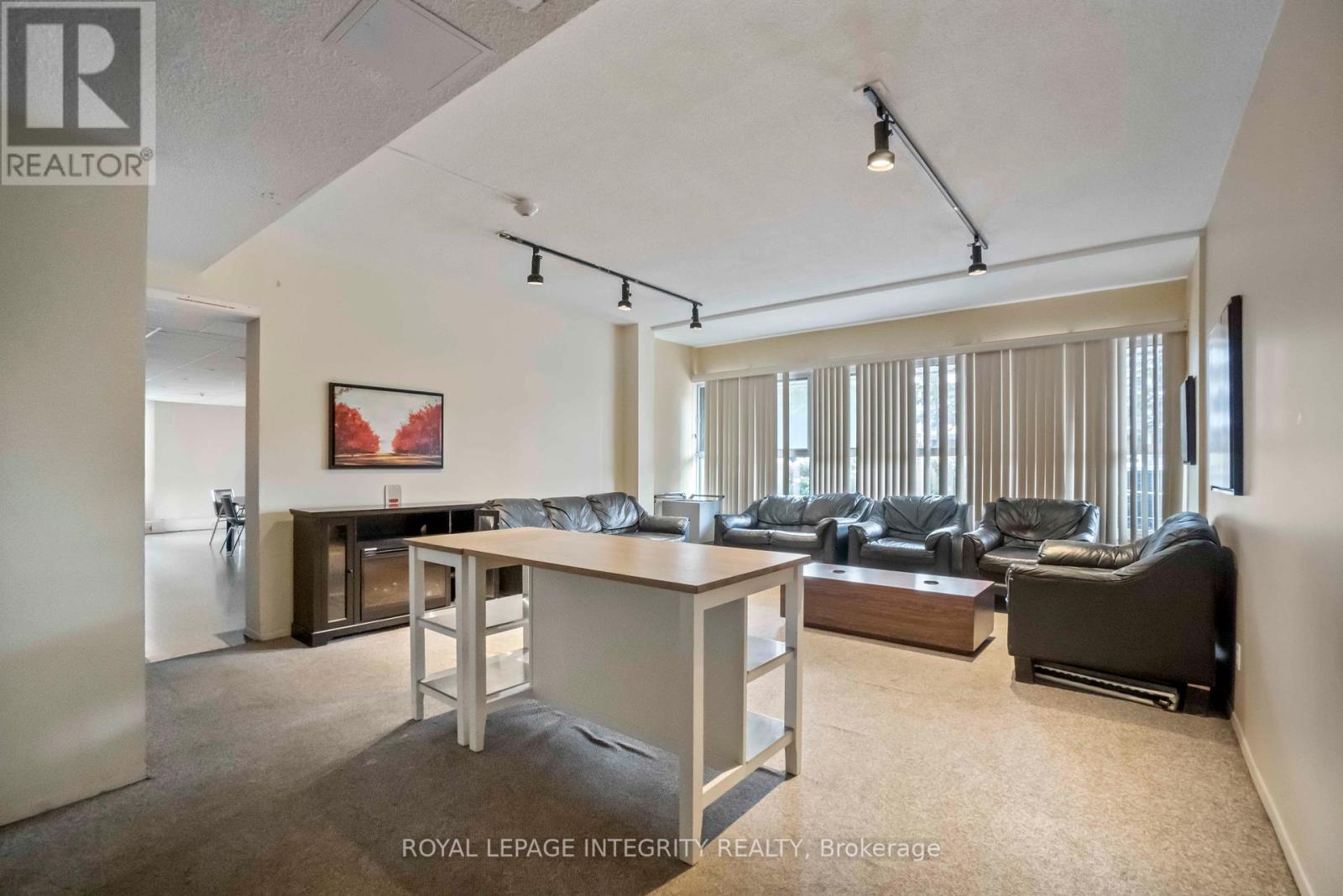 1003 - 1785 Frobisher Lane