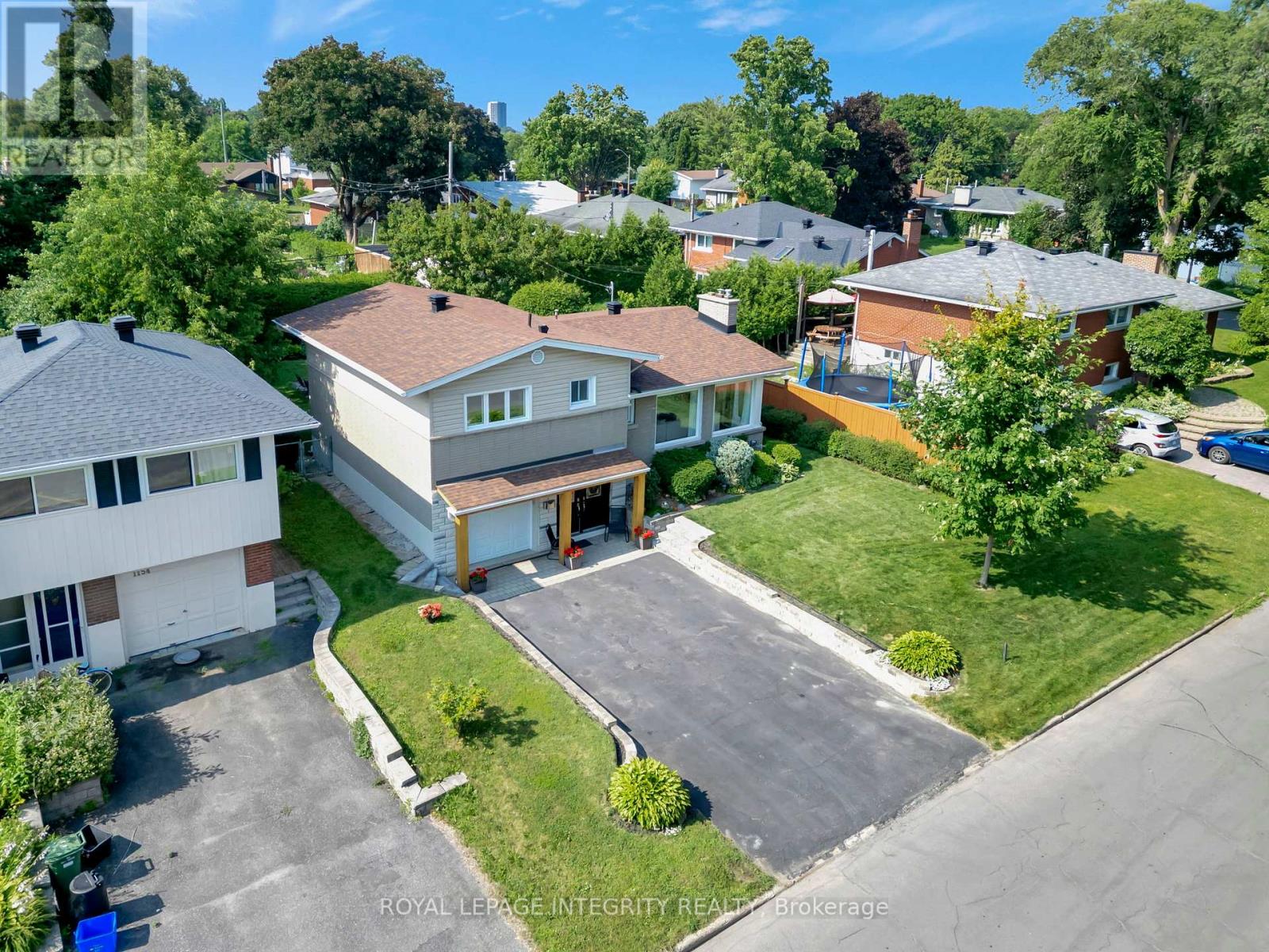 1150 Albany Drive