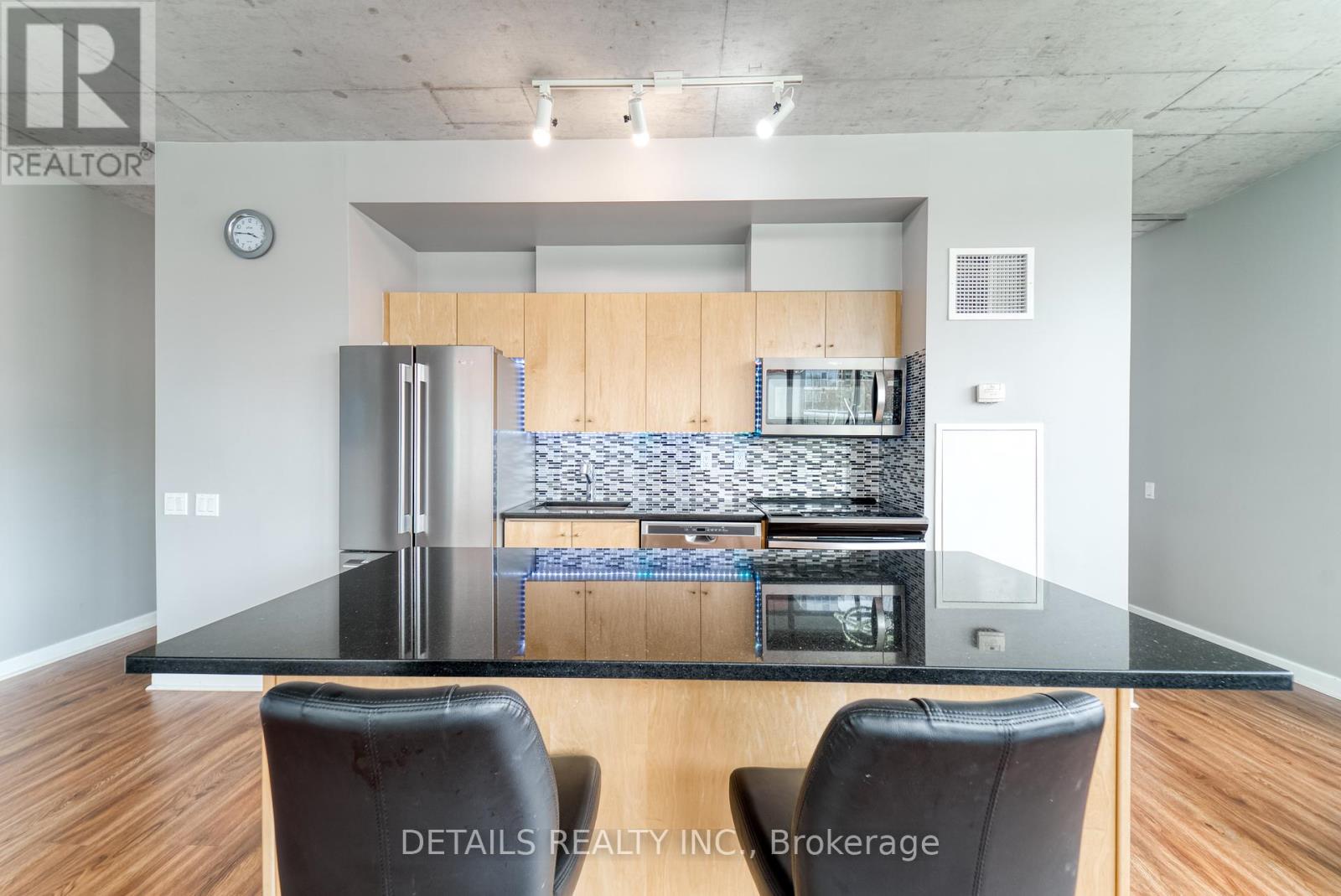 308 - 180 York Street
