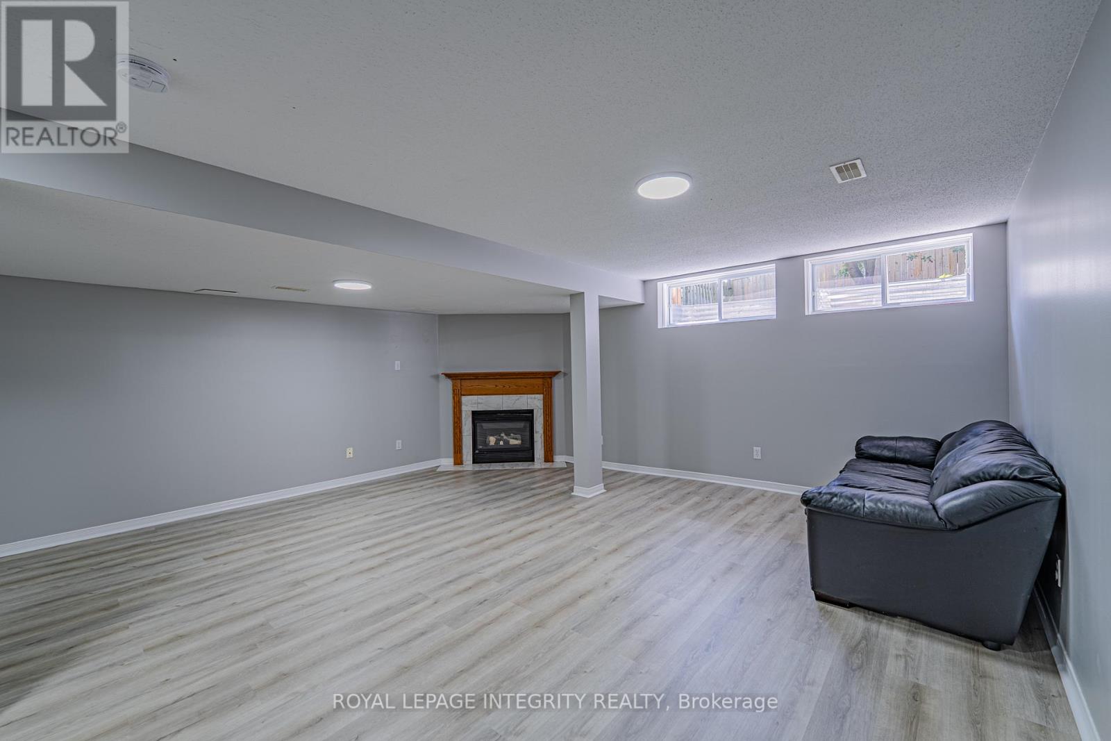 165 Kinross Private