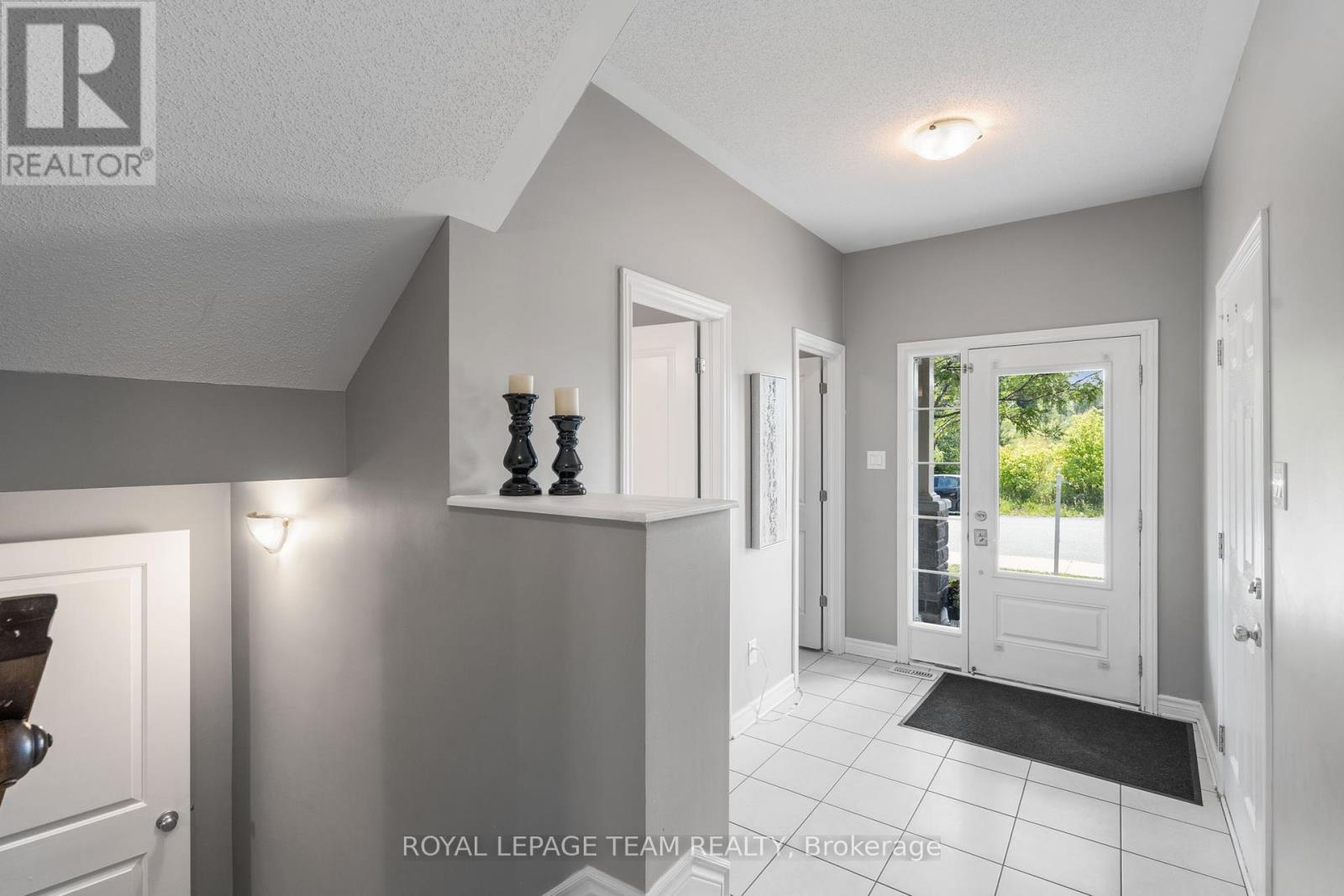 3411 Woodroffe Avenue
