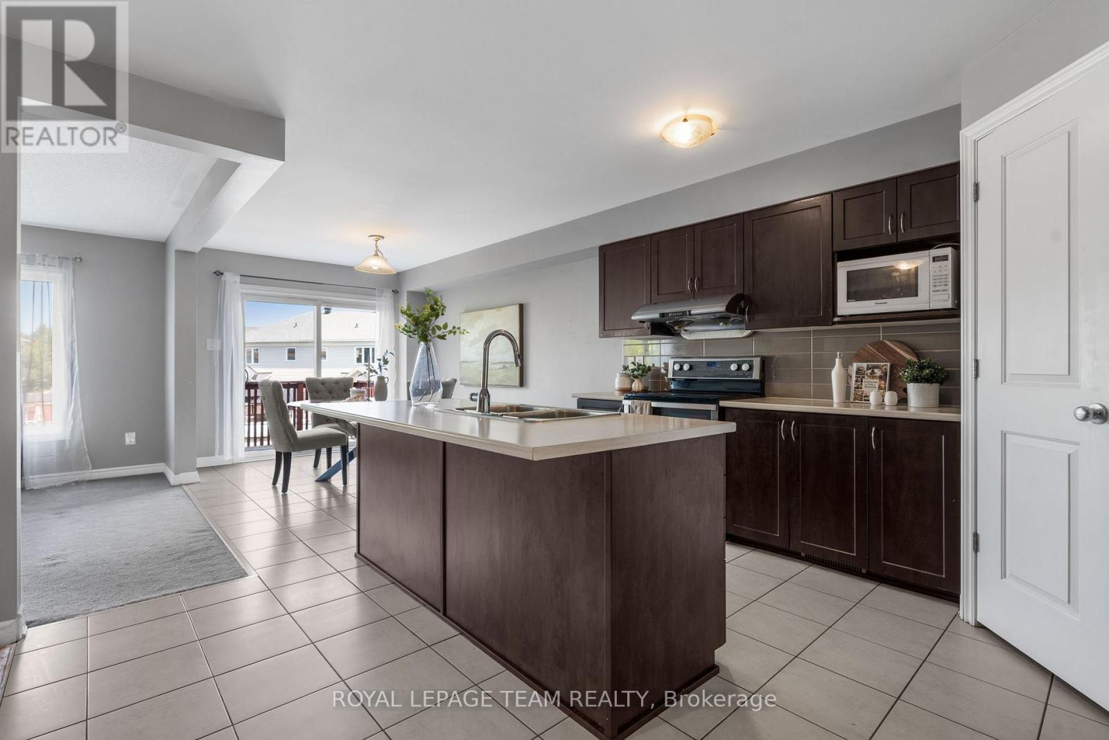 3411 Woodroffe Avenue