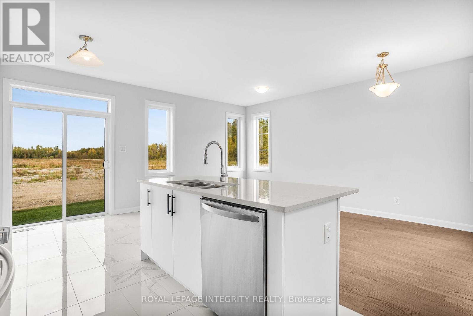 247 Elsie Macgill Walk