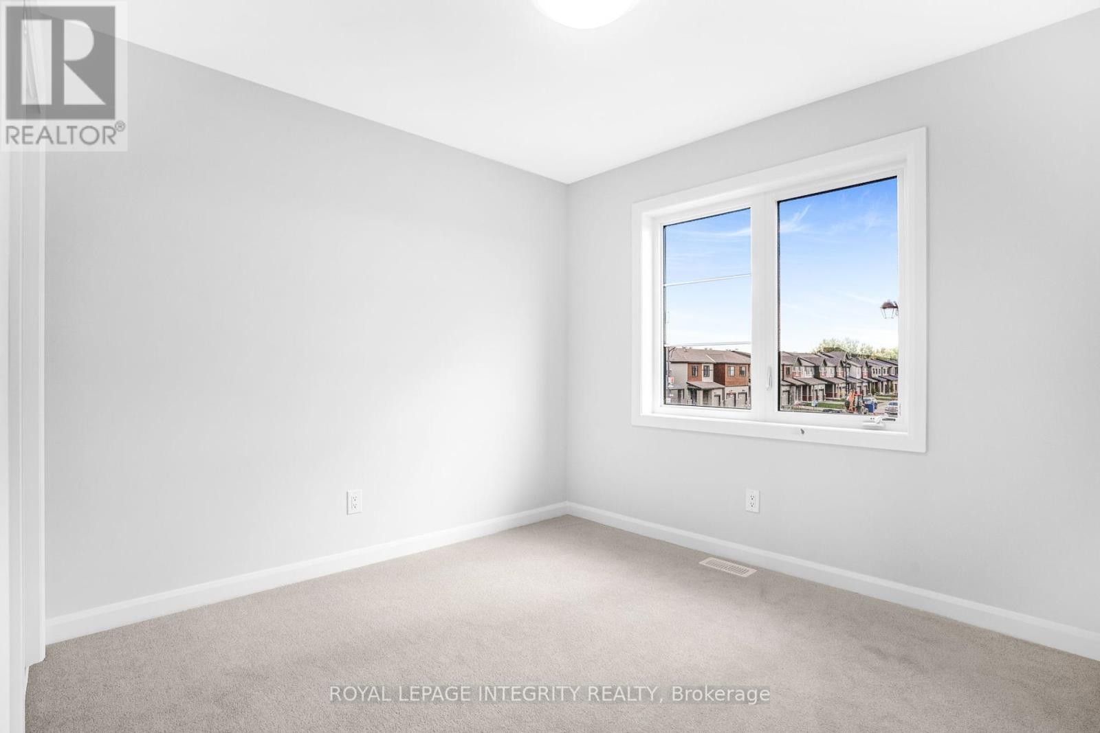 247 Elsie Macgill Walk