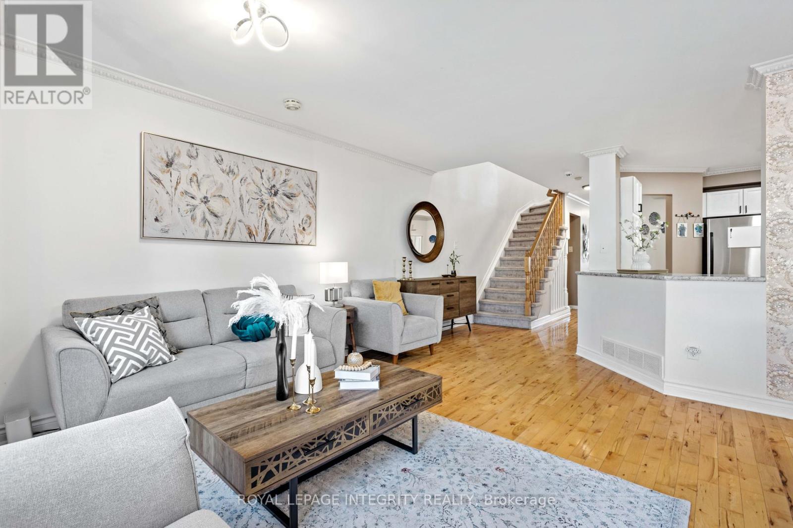 11 Daventry Crescent