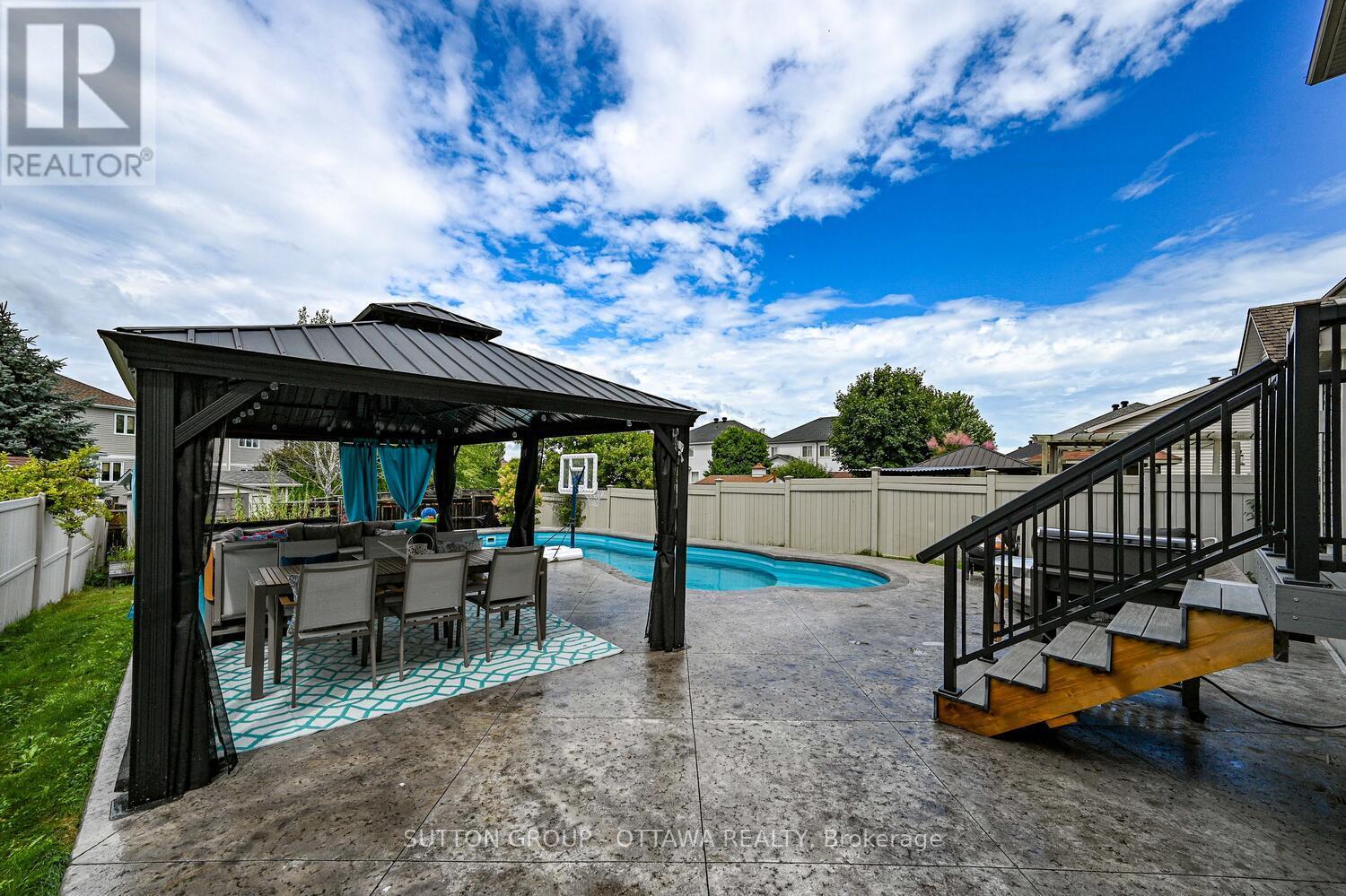 329 West Ridge Drive