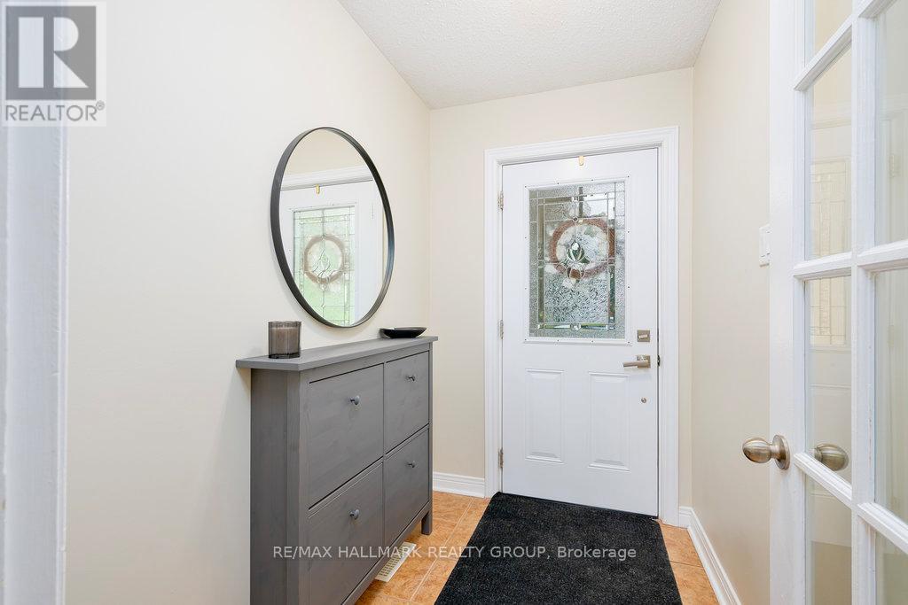 1656 Canemore Crescent