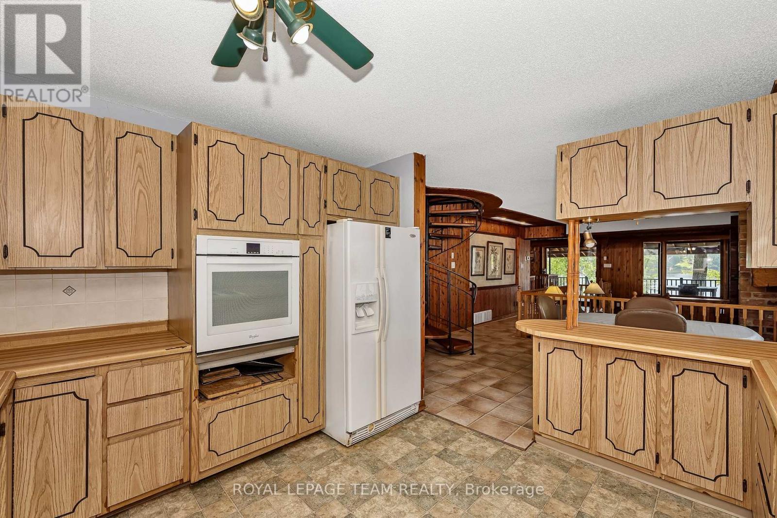 1210 Bayview Drive