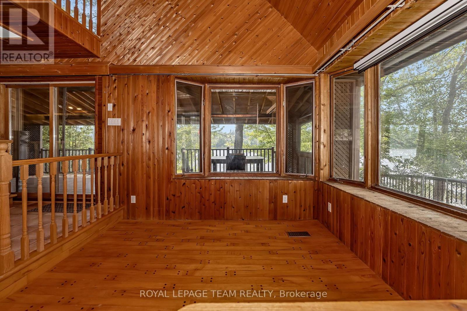 1210 Bayview Drive