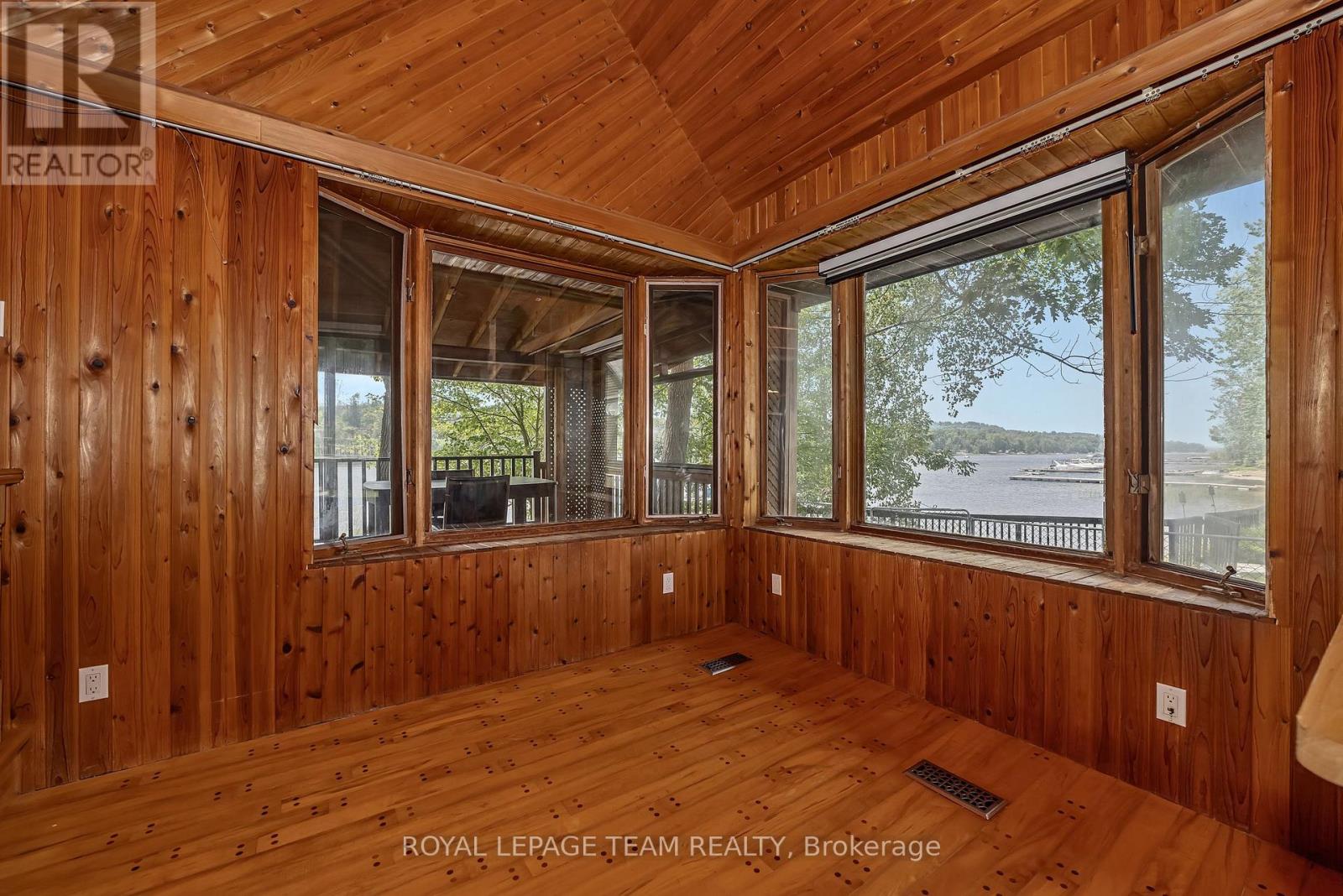 1210 Bayview Drive