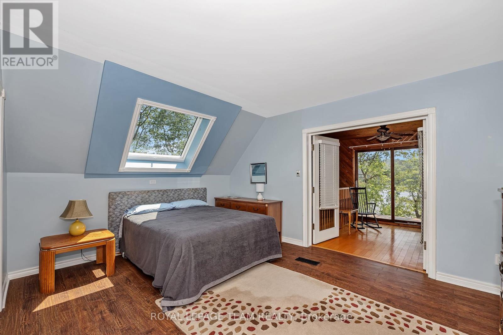1210 Bayview Drive