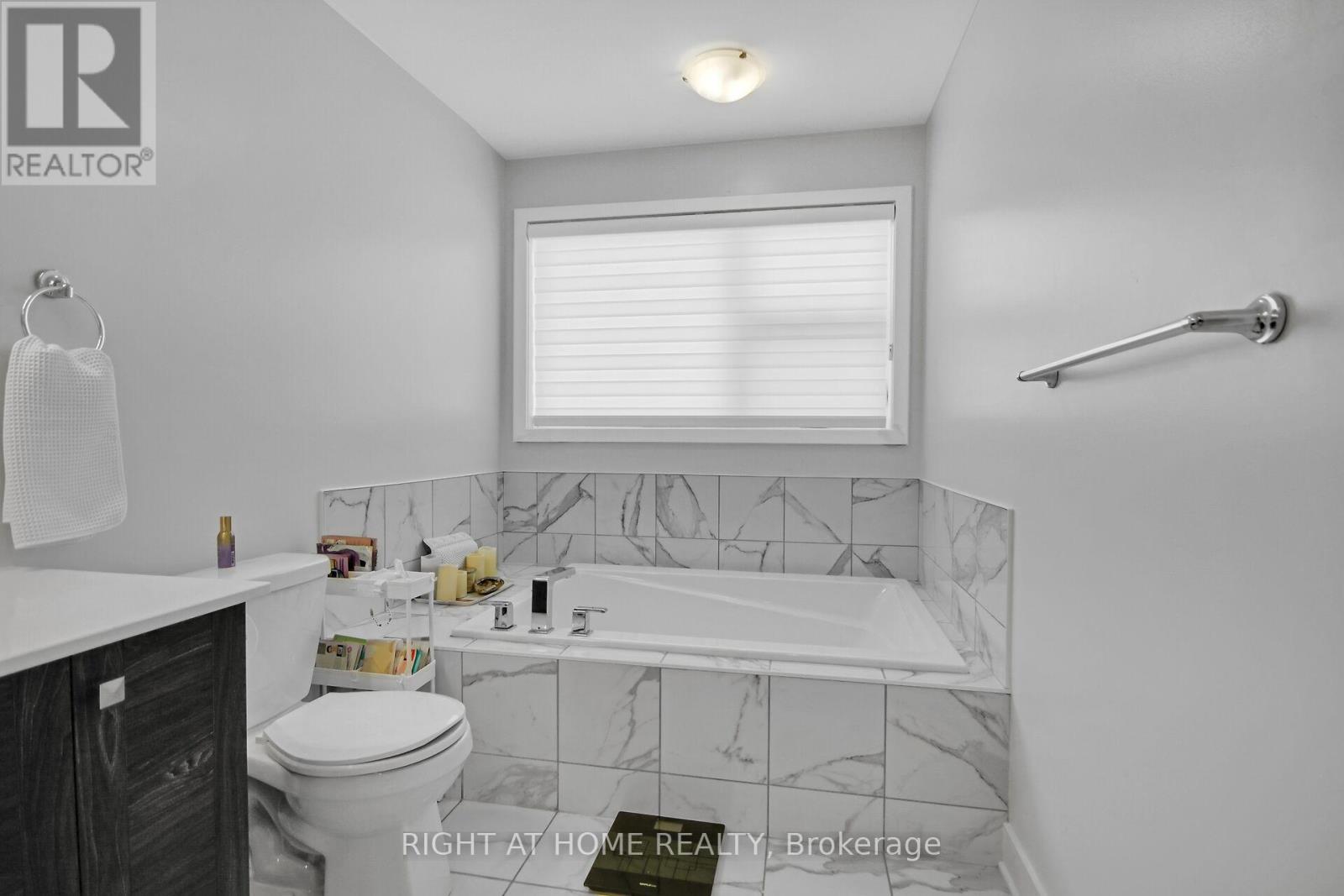 741 Twist Way