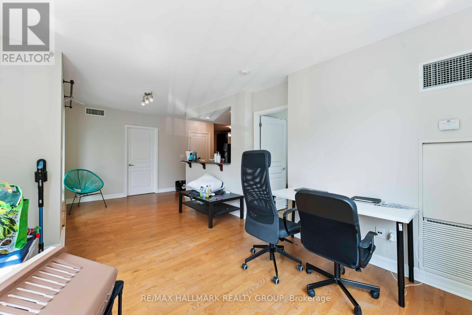 204 - 200 Besserer Street