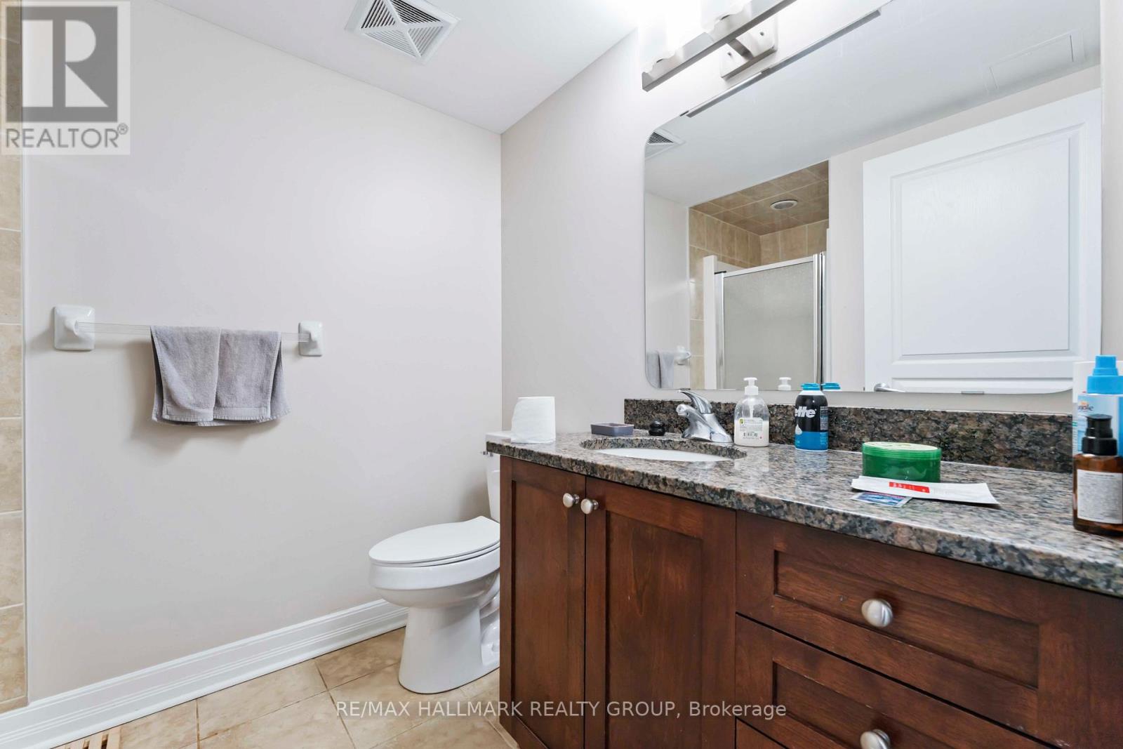 204 - 200 Besserer Street