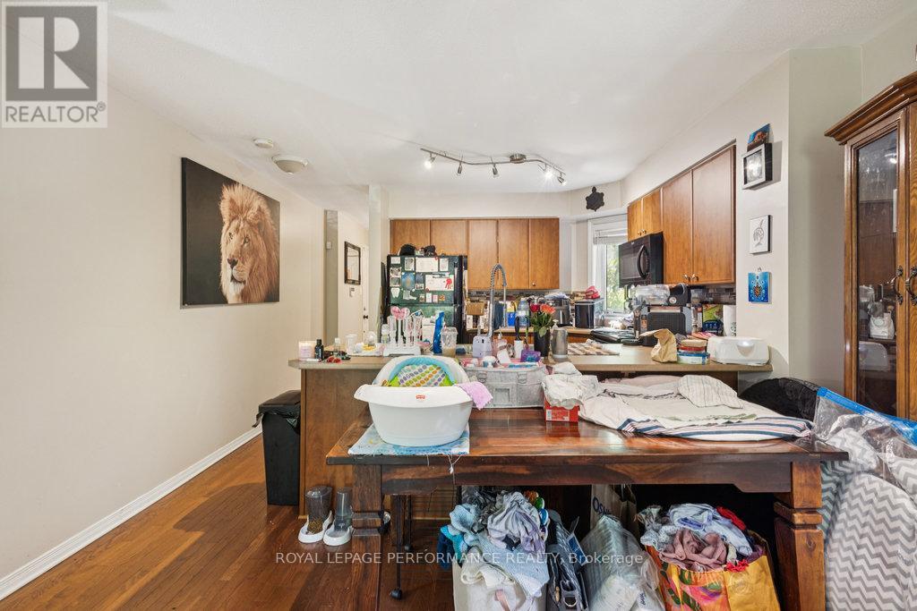 5 - 67 Steele Park Private