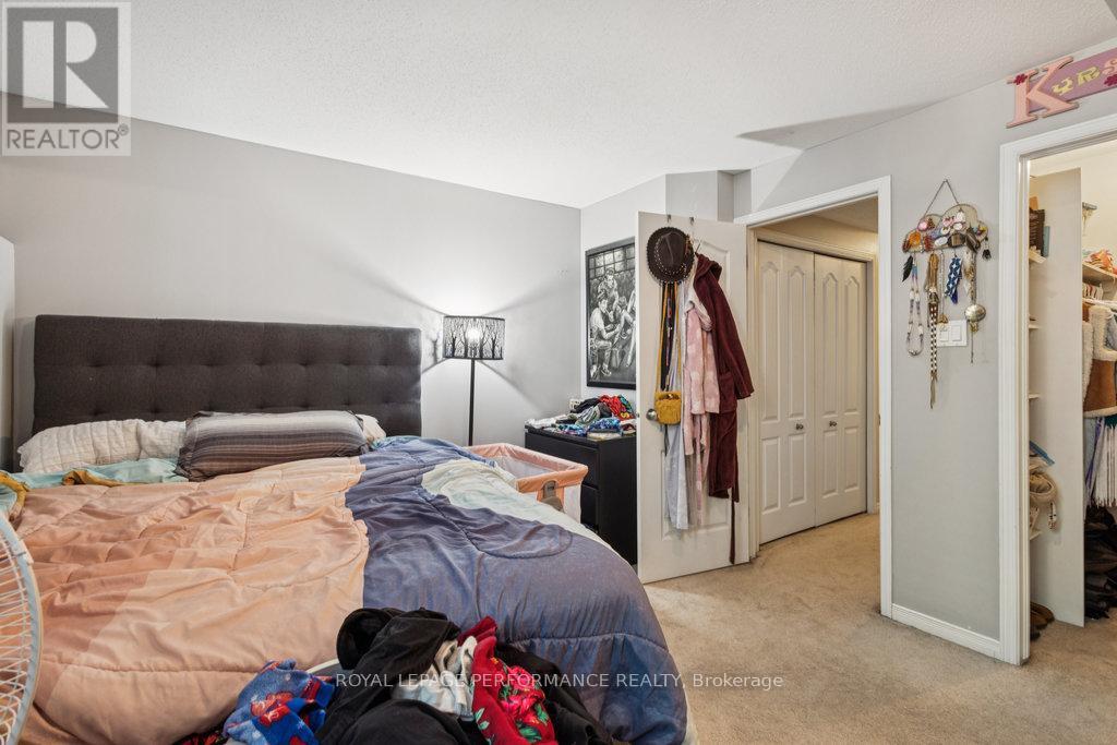 5 - 67 Steele Park Private