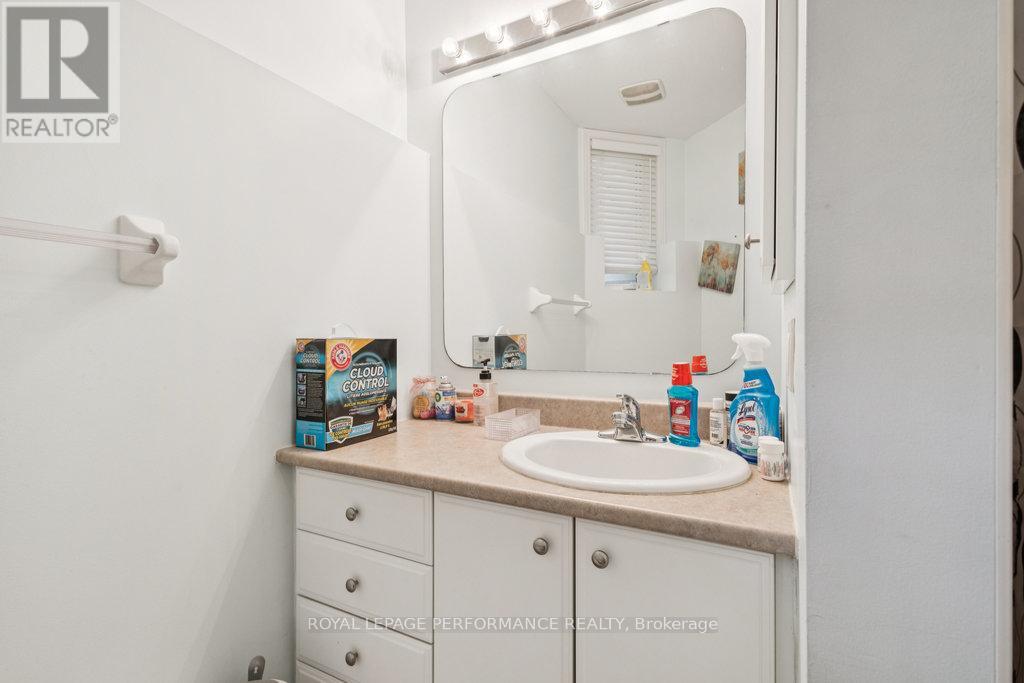 5 - 67 Steele Park Private
