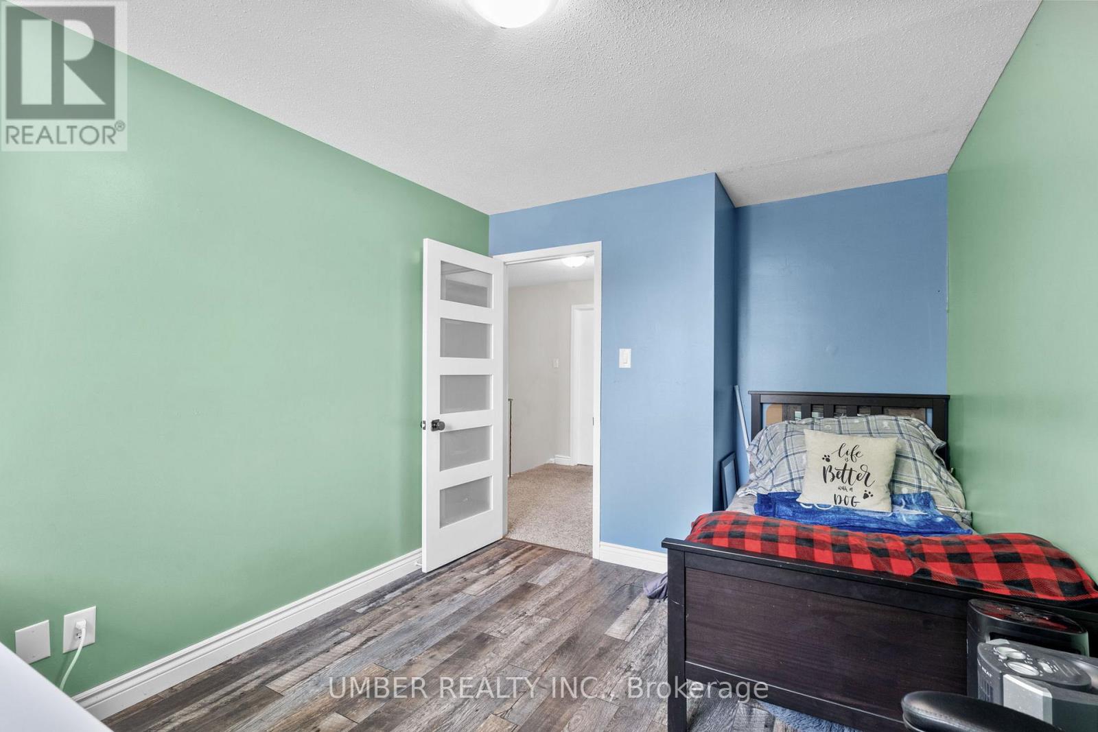 1130 St Emmanuel Terrace