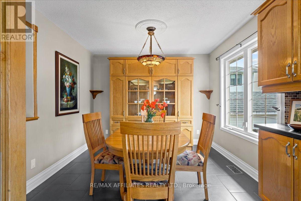 1694 Toulouse Crescent