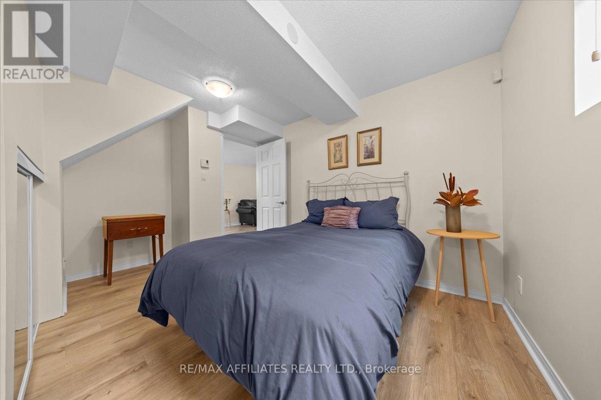 1694 Toulouse Crescent