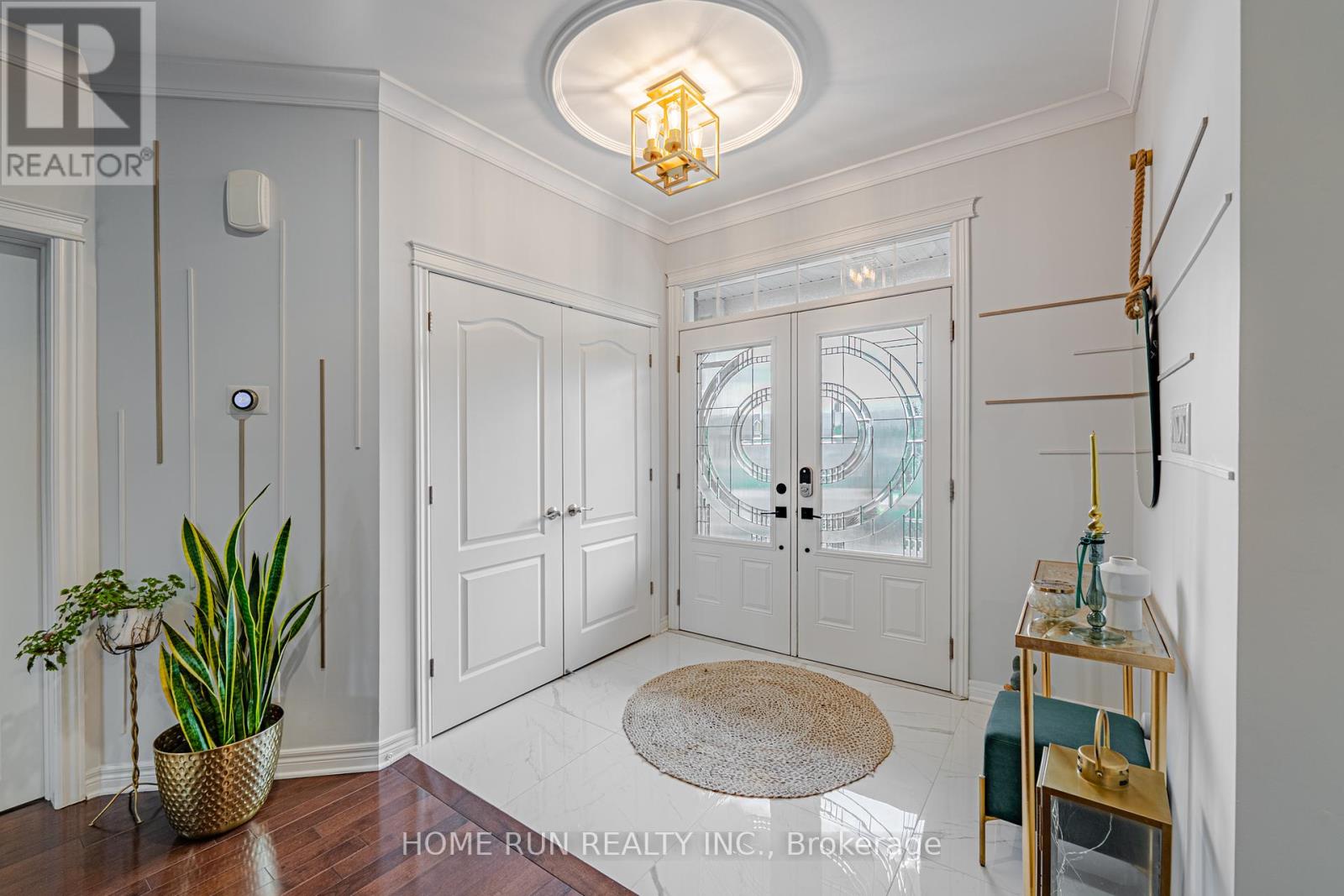 365 West Lake Circle