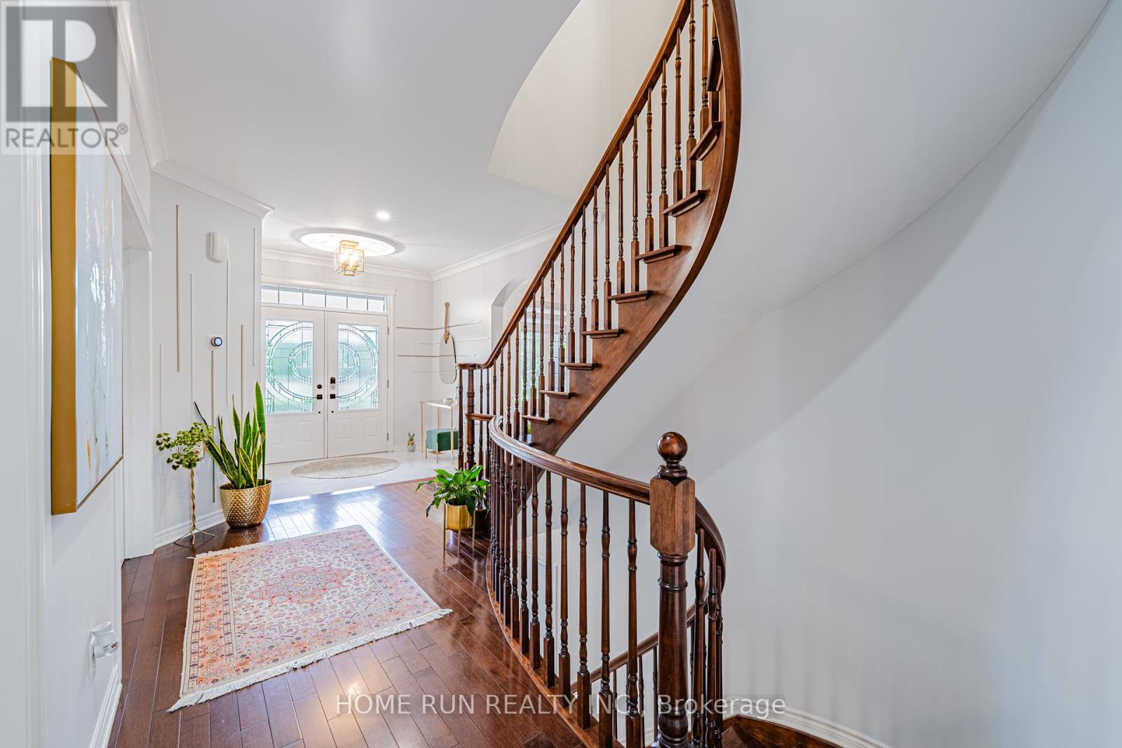 365 West Lake Circle