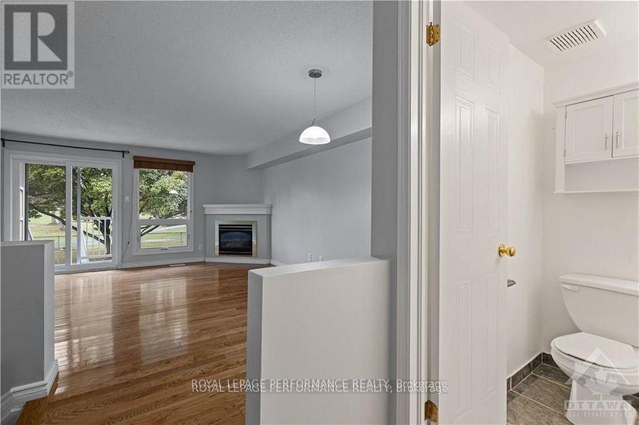 10 - 1132 Gablefield Private