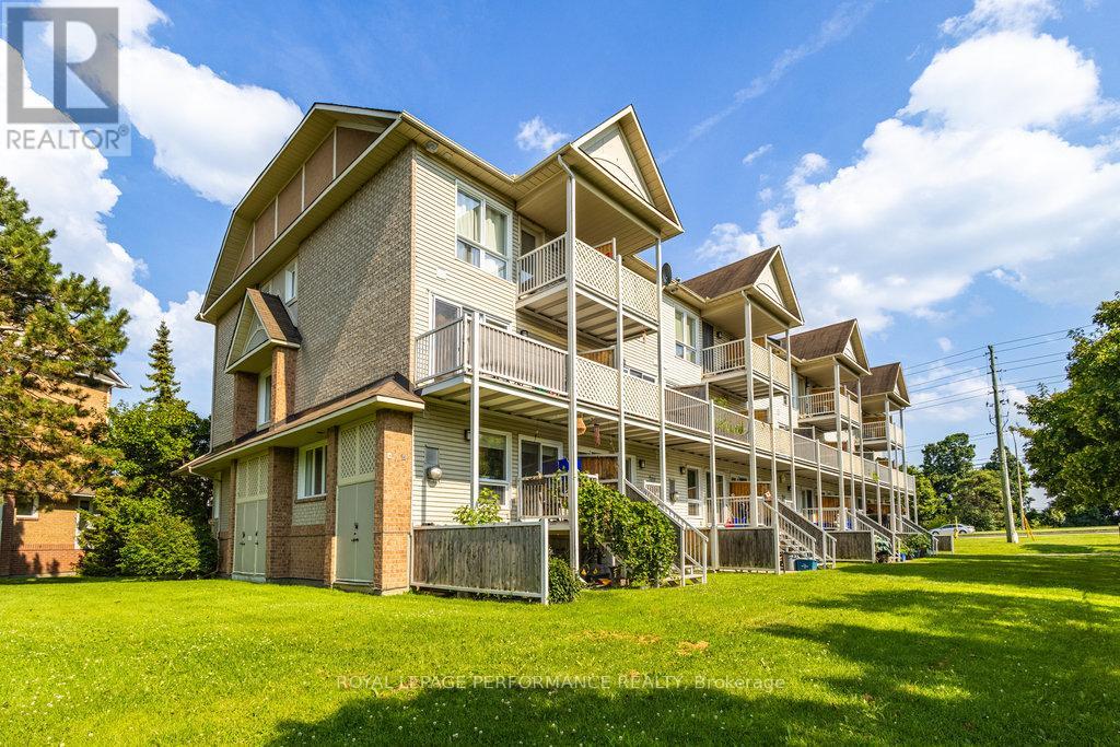 10 - 1132 Gablefield Private