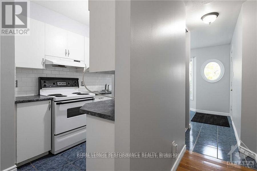10 - 1132 Gablefield Private