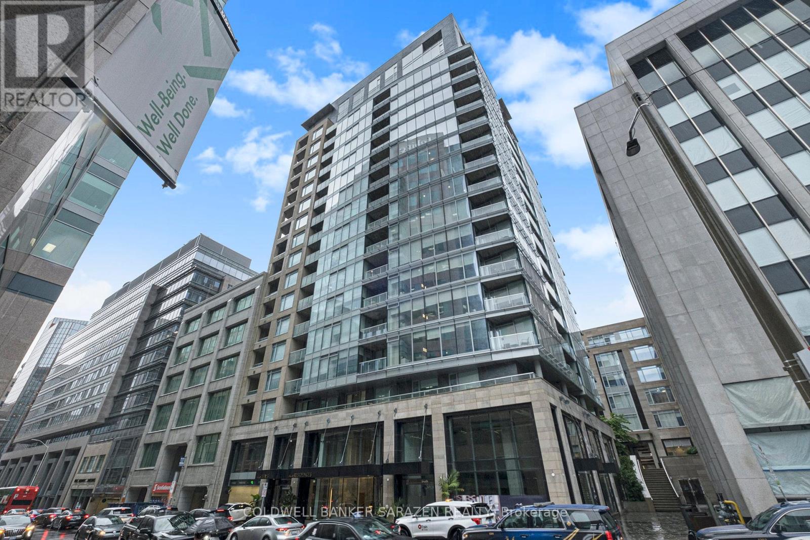 808 - 101 Queen Street