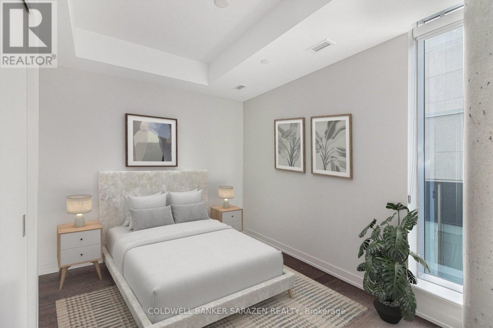 808 - 101 Queen Street