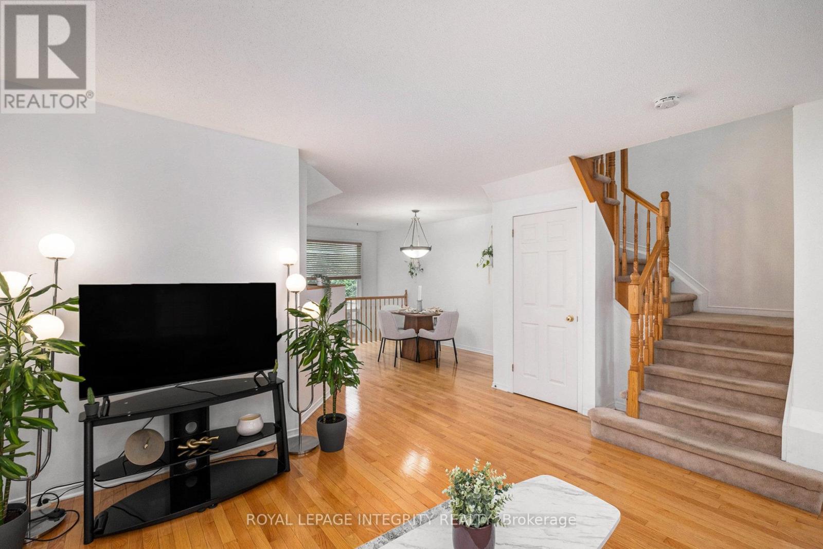 141 Inverkip Avenue