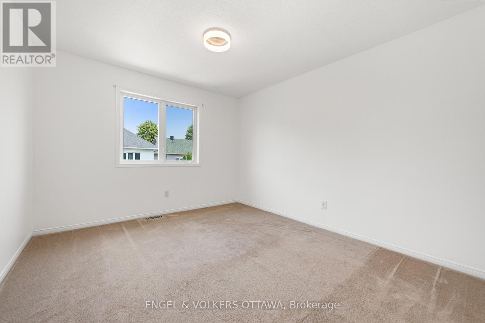 26 Redcar Crescent