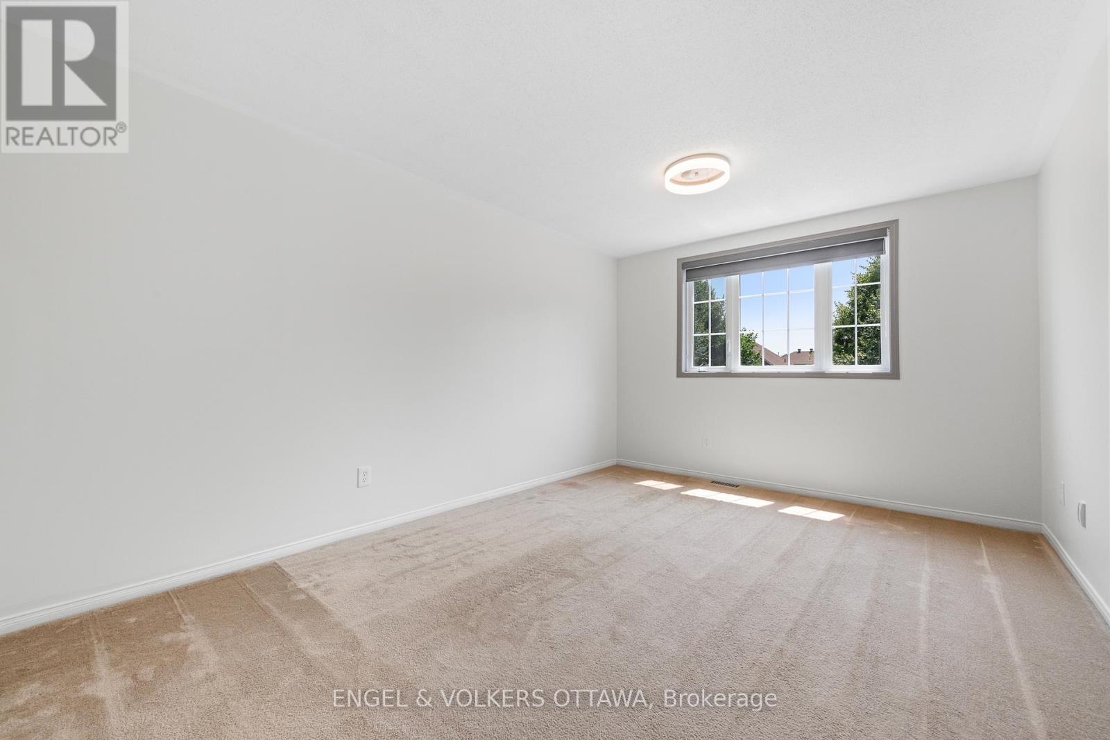26 Redcar Crescent