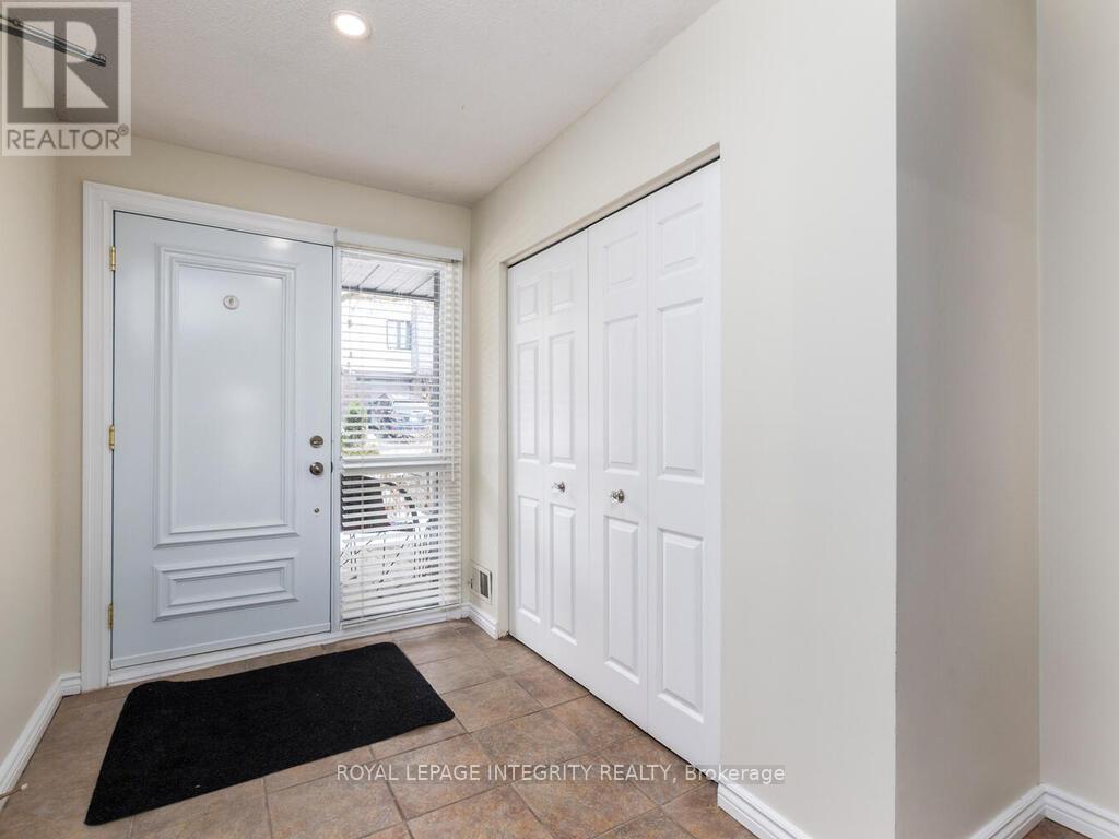 27 - 655 Richmond Road